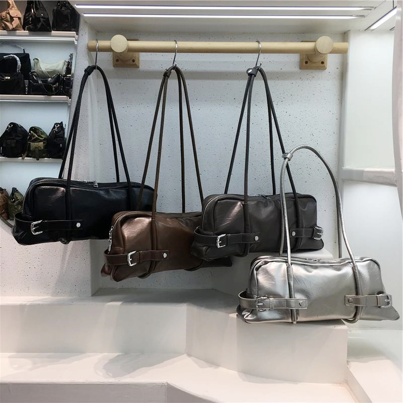Small Bag Cabinet, Niche Designer Underarm Bag, Casual Handbag, Bowling Ball Pillow Bag Style Single Shoulder Tote Bag Small Bag Cabinet, Niche Designer Underarm Bag, Casual Handbag, Bowling Ball Pillow Bag Style Single Shoulder Tote Bag