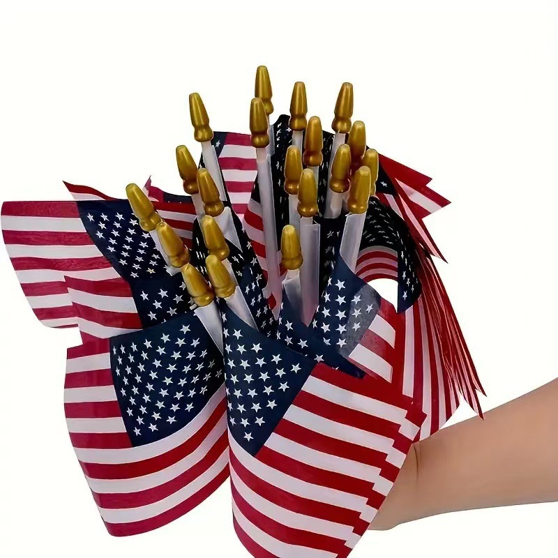 Mât de drapeau manuel en bois avec pointe dorée et drapeau us_voghion.com