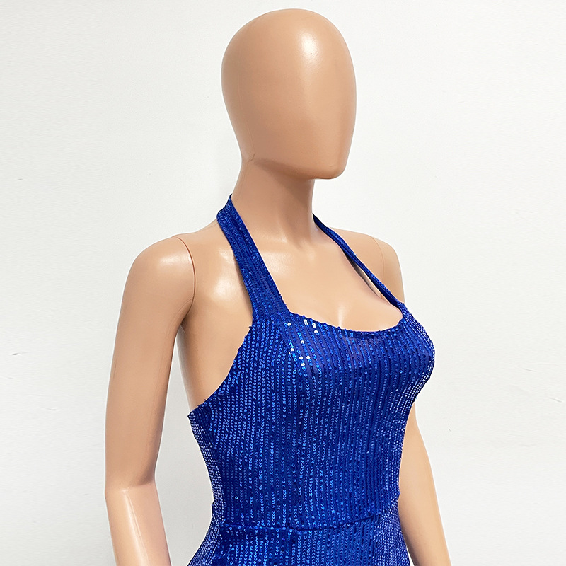 Cocktailjurk voor dames met split pailletten en halterstijl_voghion.com