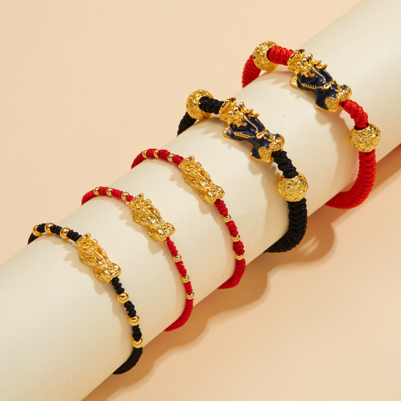 Cross-Border Best-Selling Pixiu Bracelet, Creative and Versatile Black and Red String Single Pixiu Woven Bracelet, Couple's Gift Cross-Border Best-Selling Pixiu Bracelet, Creative and Versatile Black and Red String Single Pixiu Woven Bracelet, Couple's Gift
