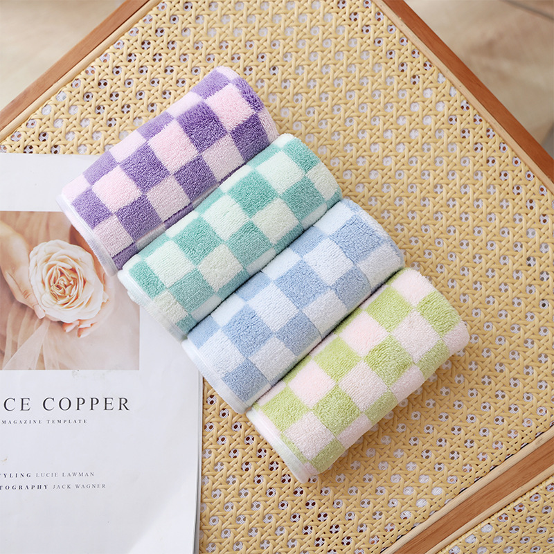 New Checkerboard Household Face Wipe Towel Thickened Cotton Coral Fleece Small Square Towel Hangable Strong Absorbent No Hair Dropping