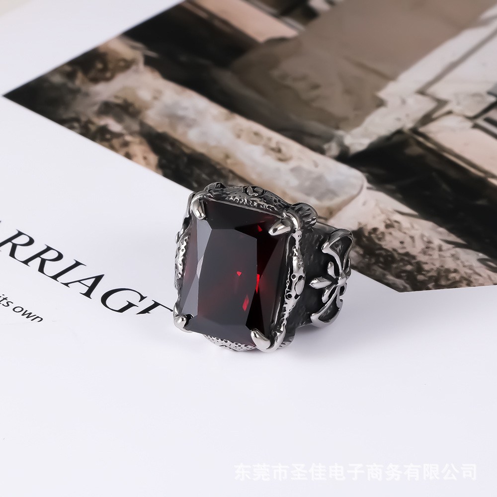 ŷ����ʿ�Ѹ������ָ�����챦ʯ��Ƕָ��ʱ������SA241