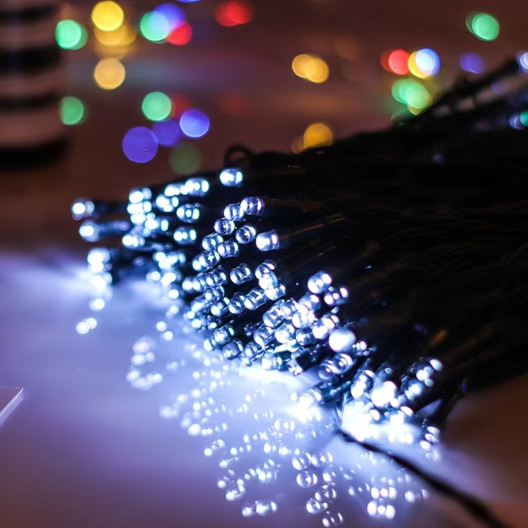 Fabricantes al por mayor de cadenas de lámparas solares de navidad lámpara de decoración de bodas ingeniería al aire libre iluminación diseño de la habitación lámpara de color