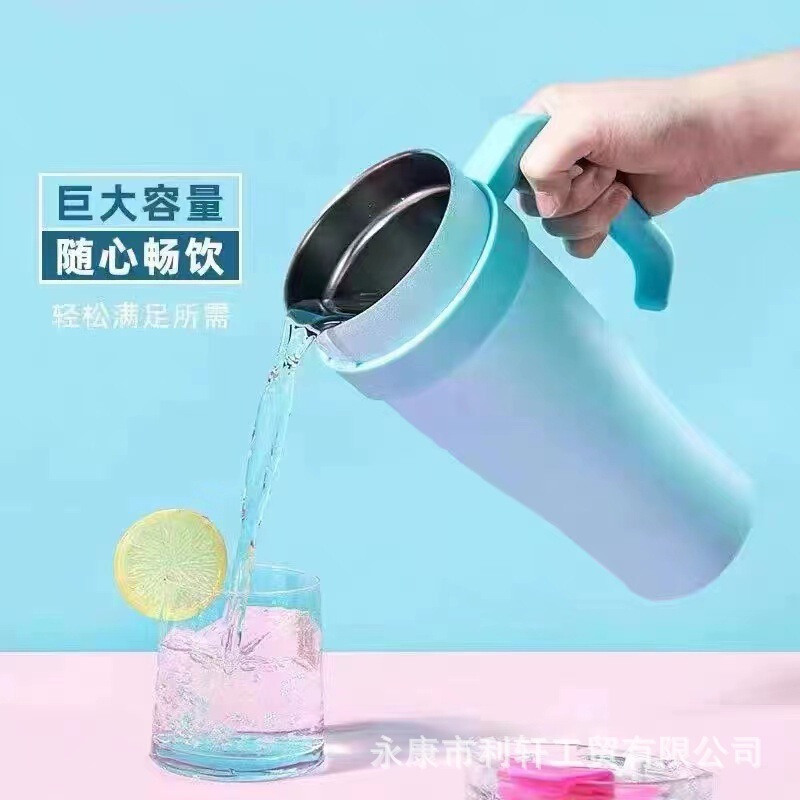 クロスボーダーのネットの赤い新型のストローの氷の覇の杯の40オンスの大容量のステンレスの保温の杯の携帯の自動車の杯の卸売り|undefined