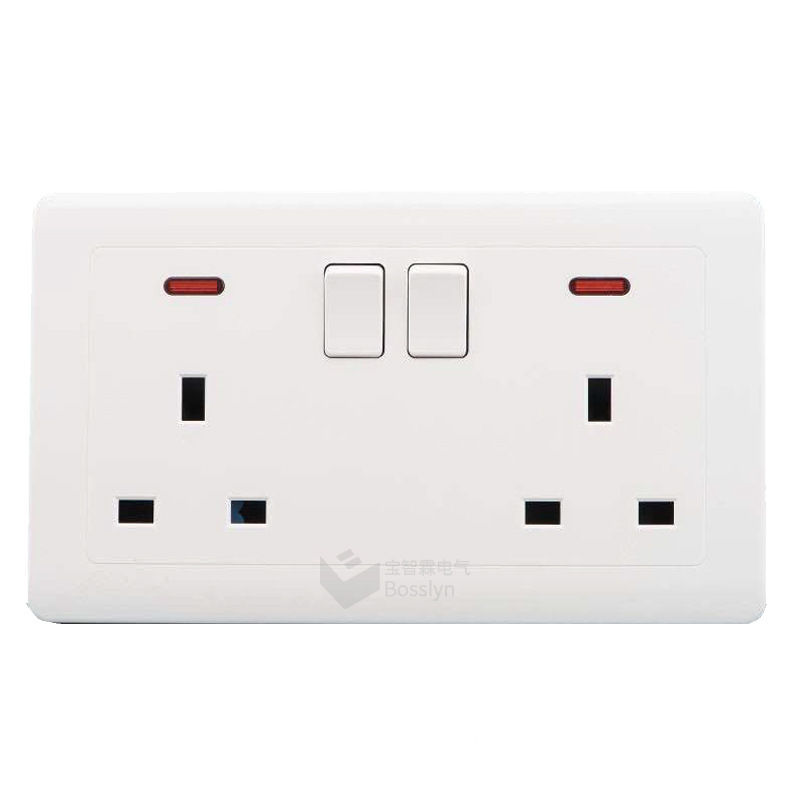 146型英式墙壁开关插座13A新加坡香港英国家用插座 英标双联插座