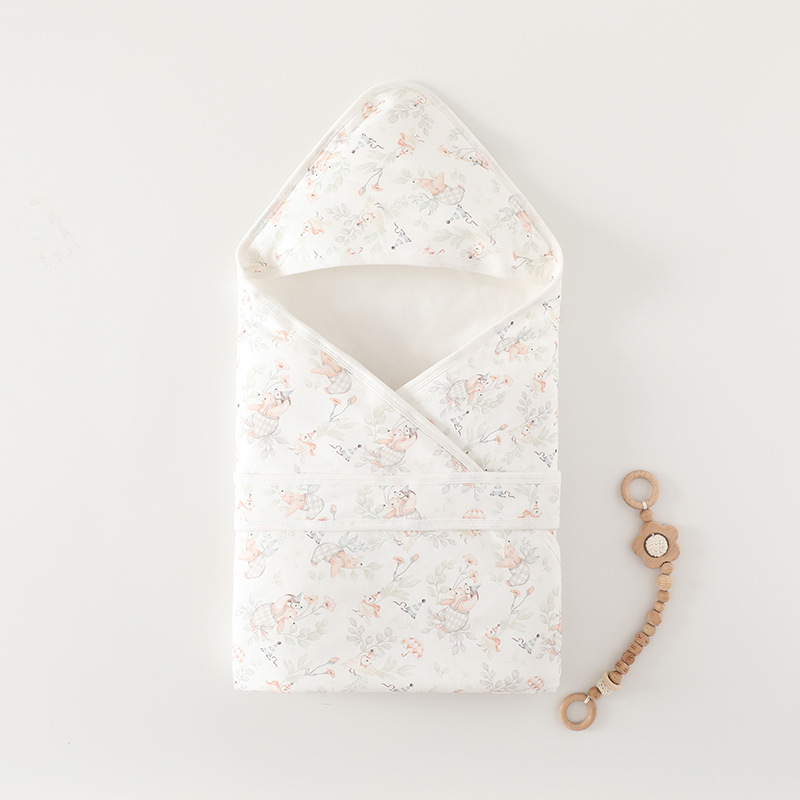 신생아는 가을과 겨울에 60 그램의 면화로 덮여 있습니다. 아기 이불 커버 담요 이불 배달실에는 안양 아동복 세대가 있어야합니다