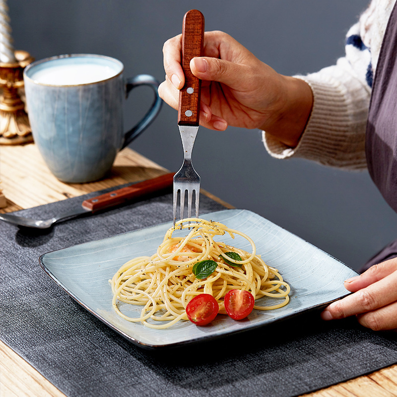 Placa de cerámica de estilo japonés creativo simple en forma de hogar a rayas plato vajilla placa cuadrada placa oscilante Placa de carne occidental