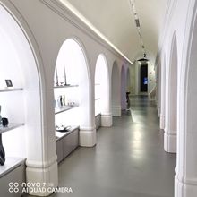 网红打卡GRG造型石膏板吊顶石膏线条定做艺术展台条纹grg罗马柱