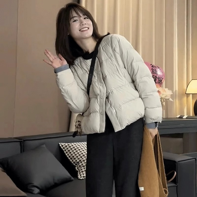 简约短款轻薄羽绒棉服女2024冬季新款小个子设计感小众圆领上衣潮