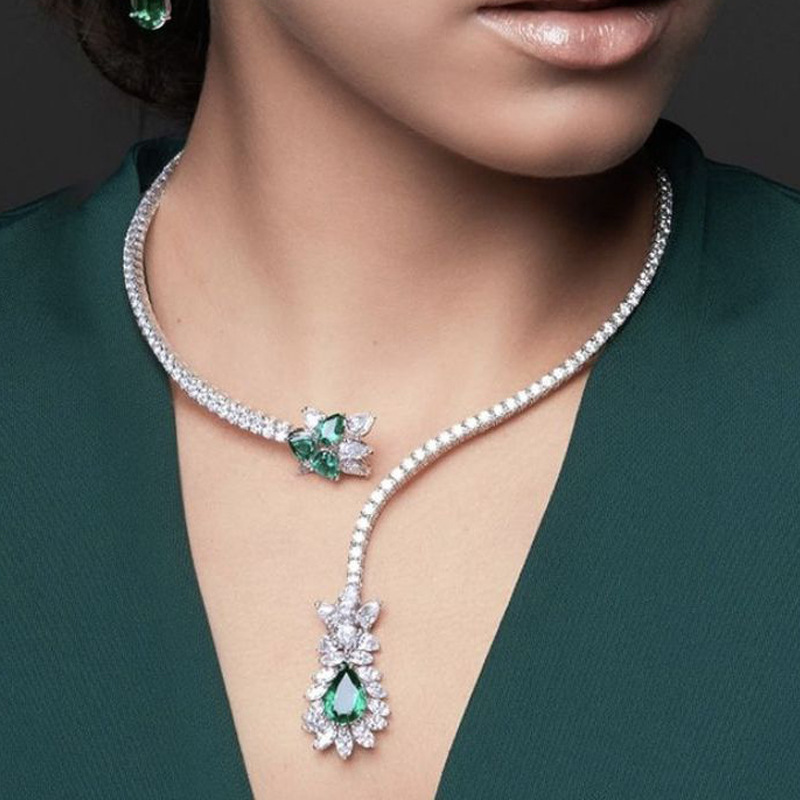 Cruz-frontera nuevo collar de diamantes de imitación europea y americana de lujo ligero circón gota de agua collar de diamantes completo accesorios de banquete gargantilla femenina