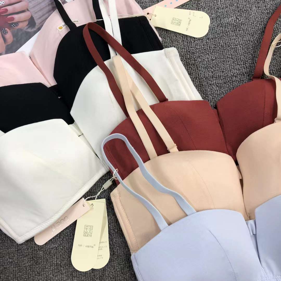 La celebridad en línea de látex en vivo ropa interior deportiva chica de una pieza sin costuras sujetador sin anillo de acero letras contraste color sujetador fino