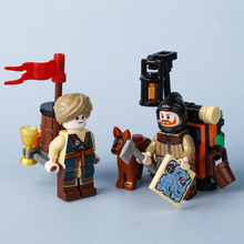 中古世纪农民士兵人仔积木武器流浪者行李饮料机狗动物拼玩具外贸