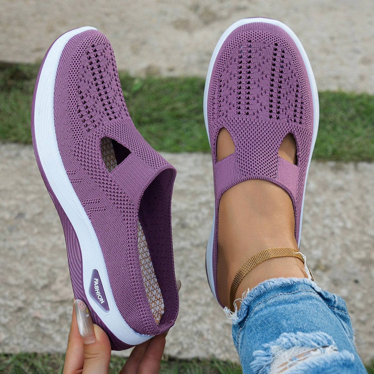 Женские летние тапочки 2025 года, новые, кросс-бордер, для женщин среднего и пожилого возраста, с мягкой дышащей подошвой, повседневная обувь