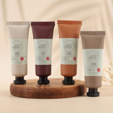 �e�^�Ƶ����޿ͷ���һ����Сƿܛ���b30mlϴ�lˮϴ�^����ԡ¶���l