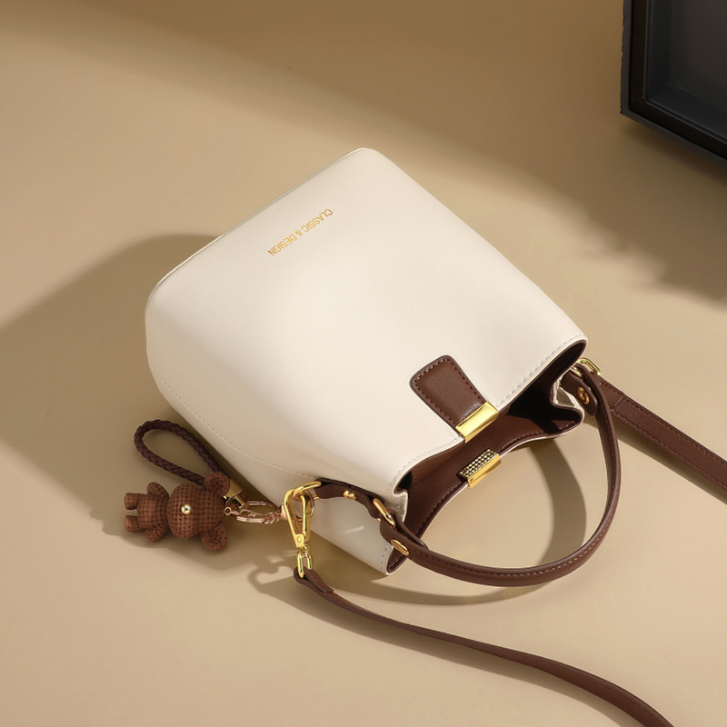 Bag 2023 New Women's Bag Genuine Leather Crossbody Bucket Bag Portable Autumn and Winter High-end All-match Shoulder Bag Bags