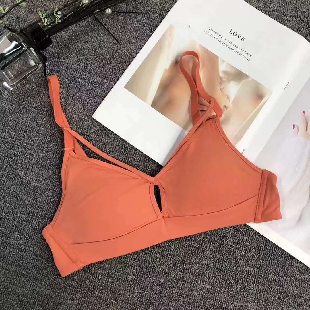 Inventario de productos de cola del sudeste asiático nuevo en línea celebridad en vivo joven lisa reunida ropa interior sin huellas reunida sujetador sujetador