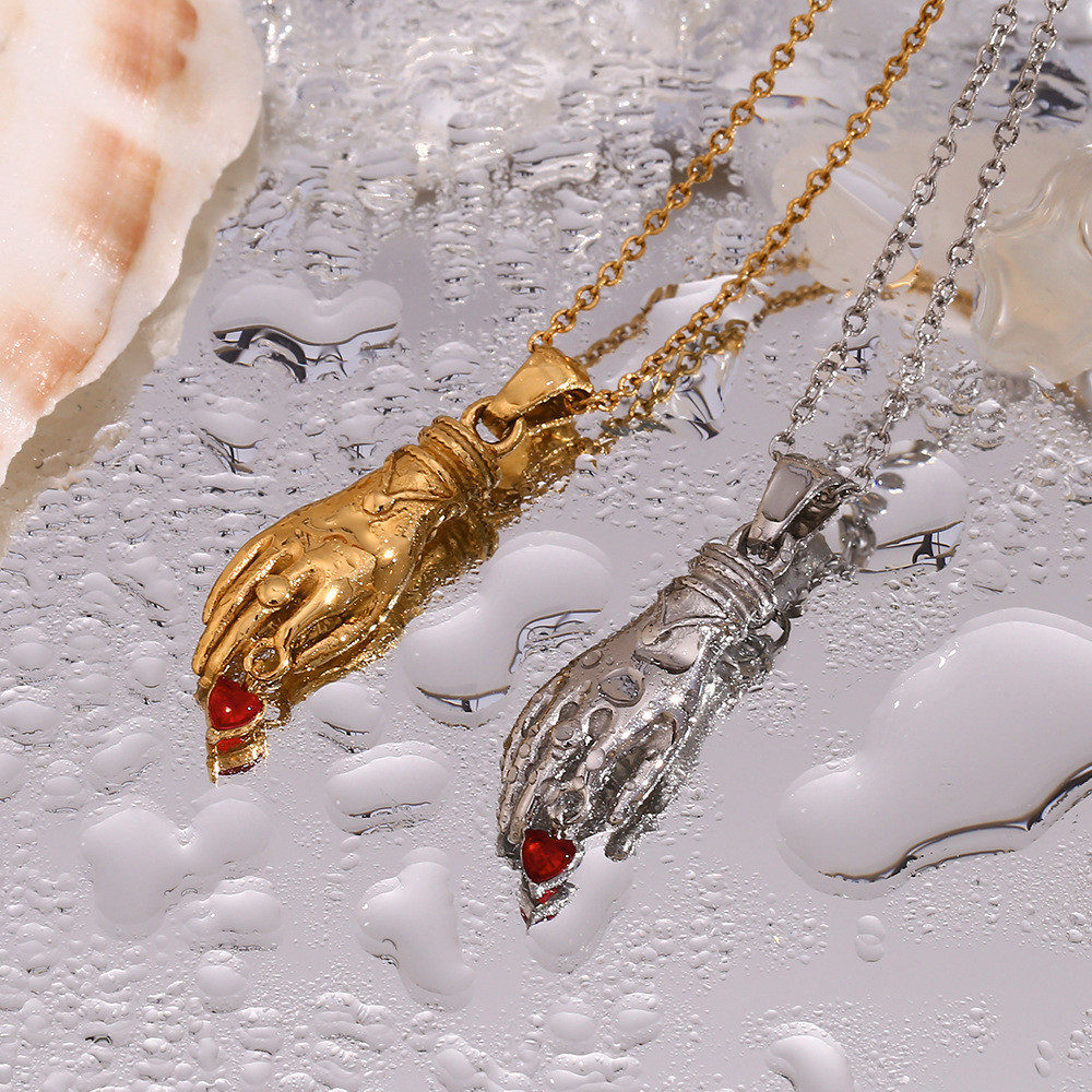1 Piece Quantity Casual, Daily, Date Occasion Wholesale Jewelry Retro Hand Heart Shape 304 Stainless Steel Rhinestones 18K Gold Plated Plating Inlay Pendant Necklace Cable Chain