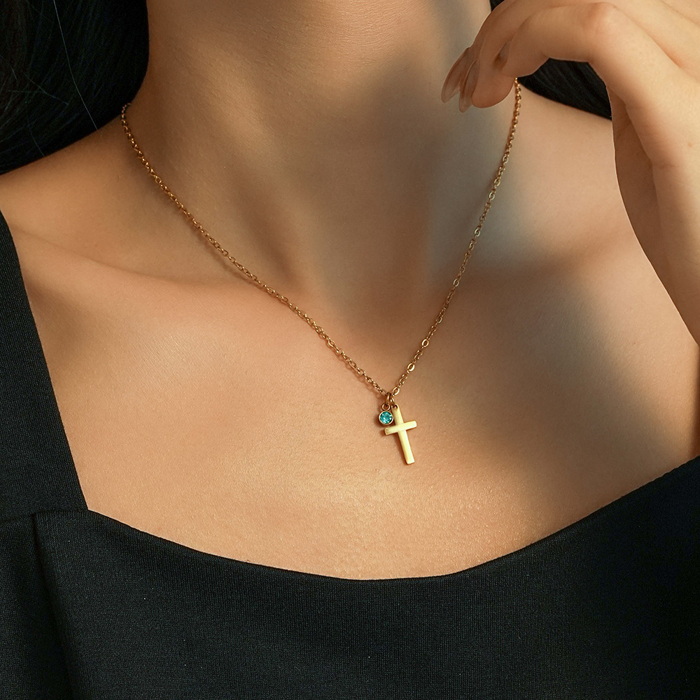 Joyería Al Por Mayor Estilo Clásico Estilo IG Cruzar Palma Ojo Acero Inoxidable 304 Diamantes De Imitación Enchapado Collares De Acero Inoxidable display picture 3