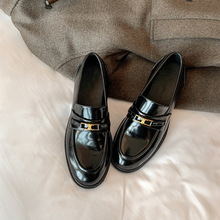 2025�����¿��Ь�P���TС���һ�_�ő���СƤЬŮ