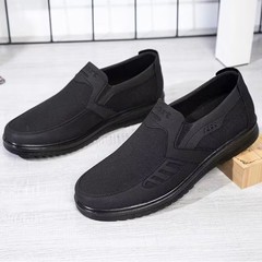 2024 New Old Beijing Cloth Shoes Breathable Men's Shoes Soft Sole Non-Slip Dad Shoes Large Size Men's Shoes Casual Canvas Shoes