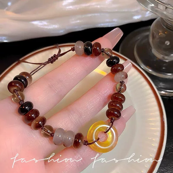 New Chinese-style retro brown peace buckle bracelet, traditional Chinese jewelry, light luxury and high aesthetic value bracelet