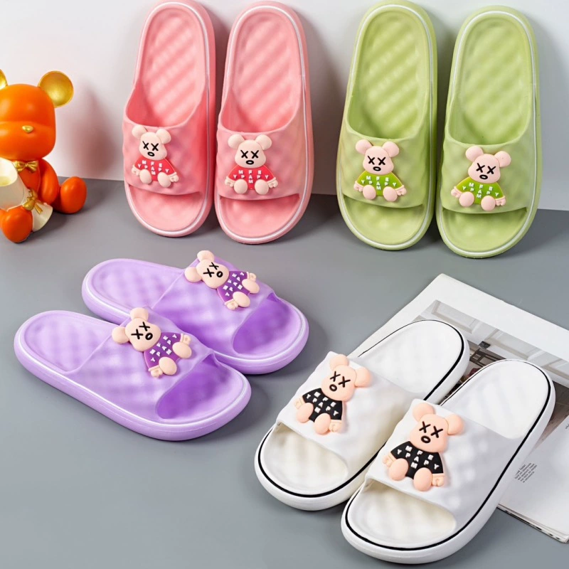 2023 Новый стиль домашние тапочки для родителей и детей в Корейском стиле мультяшная супер мягкая верхняя одежда для детей среднего и большого возраста, женские нескользящие Тапочки для ванной для женщин