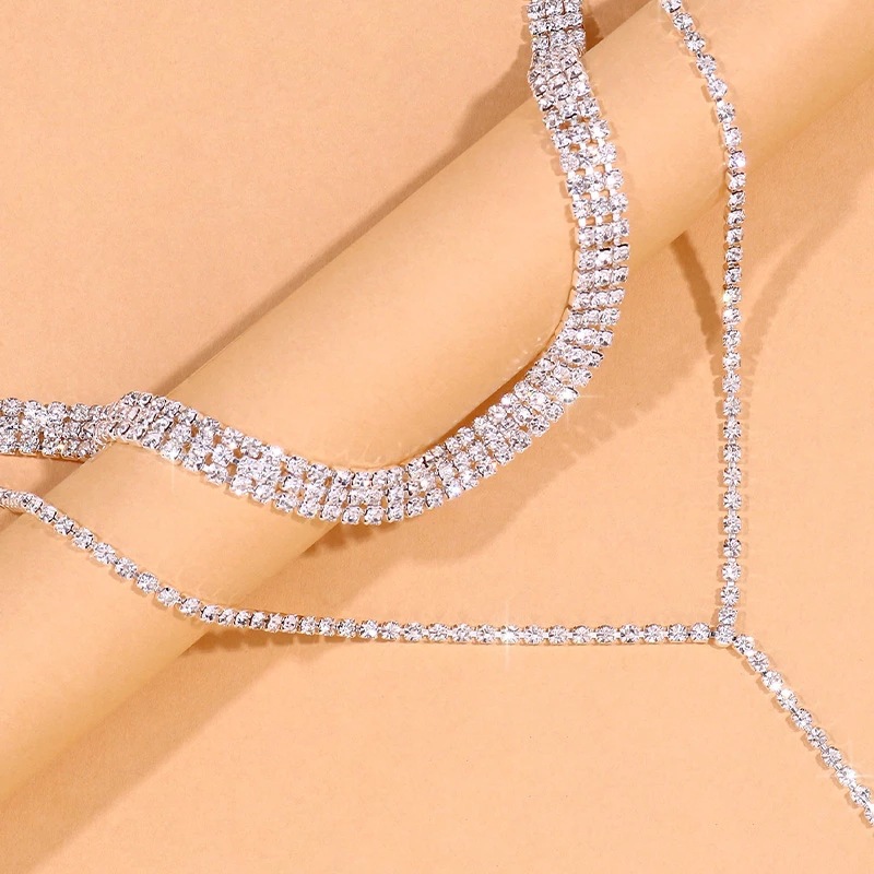 1 Piece Quantity Vacation Geometric Alloy Rhinestone Plating Inlay Rhinestones Women's Long Necklace