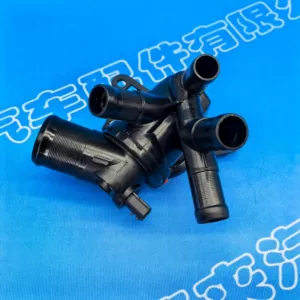Suitable for Nissan 15 Qashqai 1.2T/J11Z Thermostat Housing with Thermostat 11061-00Q2H