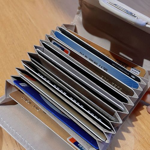 Diamond grid small Chanel-style creamy soft card holder for women, short-length driver's license multi-card slot card holder