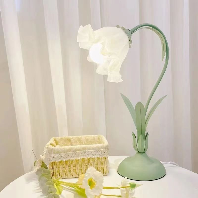 Table lamp for desktop, lantern for bed, night light, internet celebrity, flowered