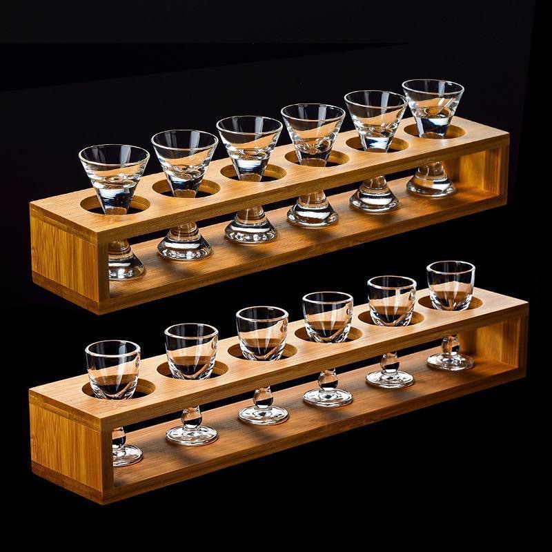 Vaso de vino de bambú y madera conjunto de tazas de bala de almacenamiento de tazas domésticas dispensador de licor un soporte de tazas image 4