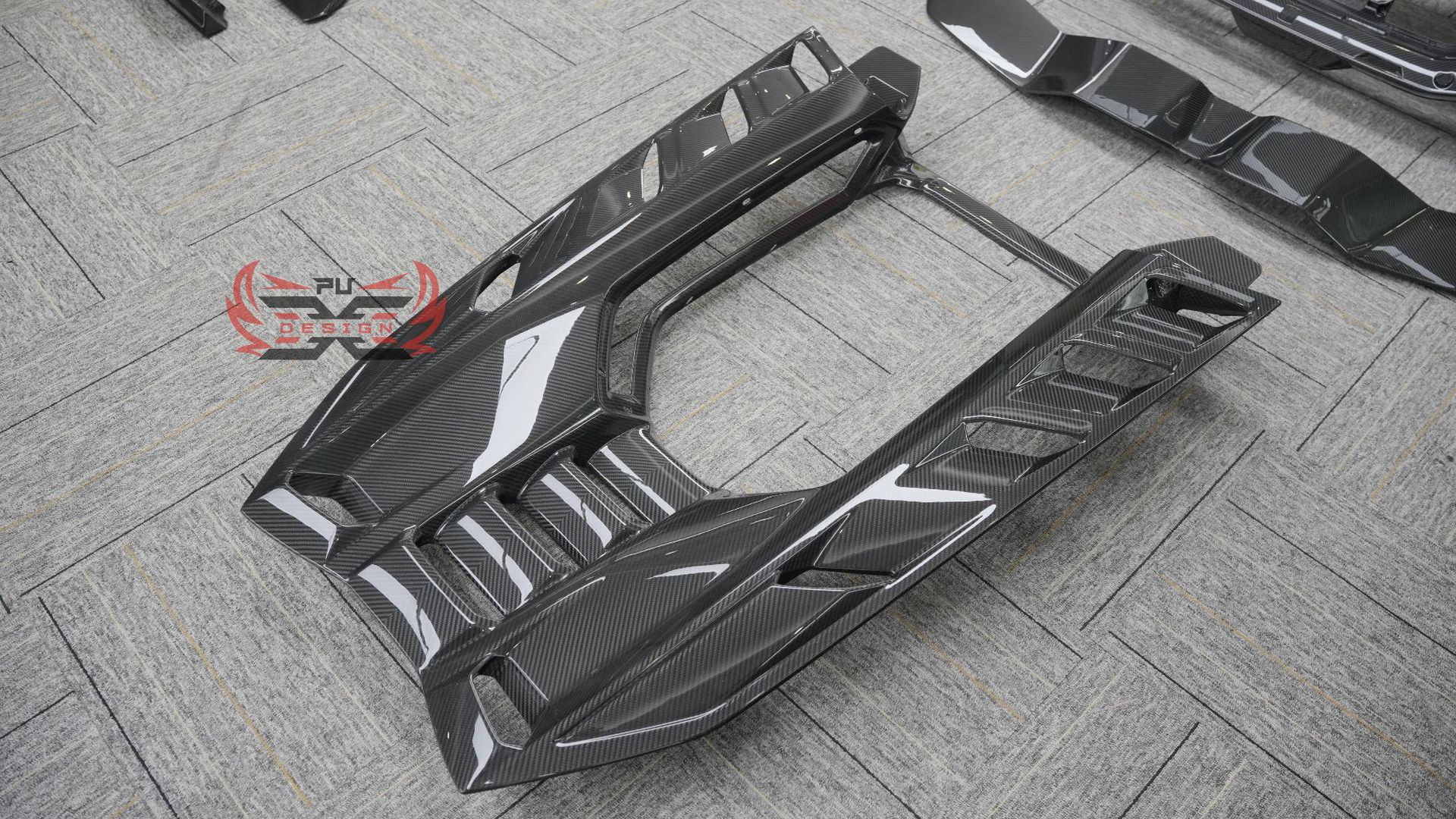 Suitable for Lamborghini's new Aventador Revuelto, modified with original OEM upgraded dry carbon fiber body kit