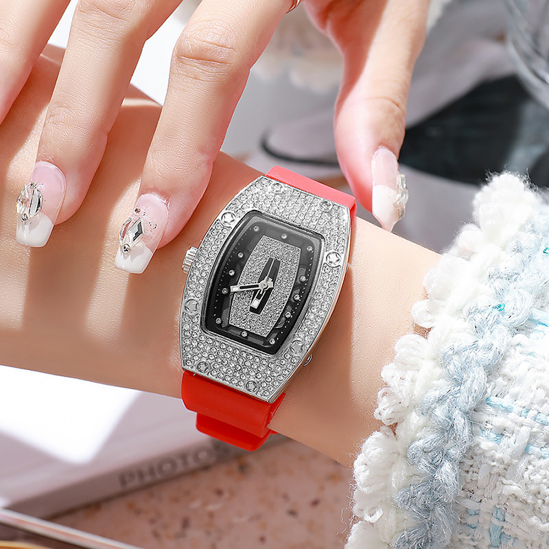 Barrel-shaped Diamond-inlaid Quartz Strap Women's Watch Fashion Trendy Temperament Ladies Wristwatch Silicone Watch Wholesale White