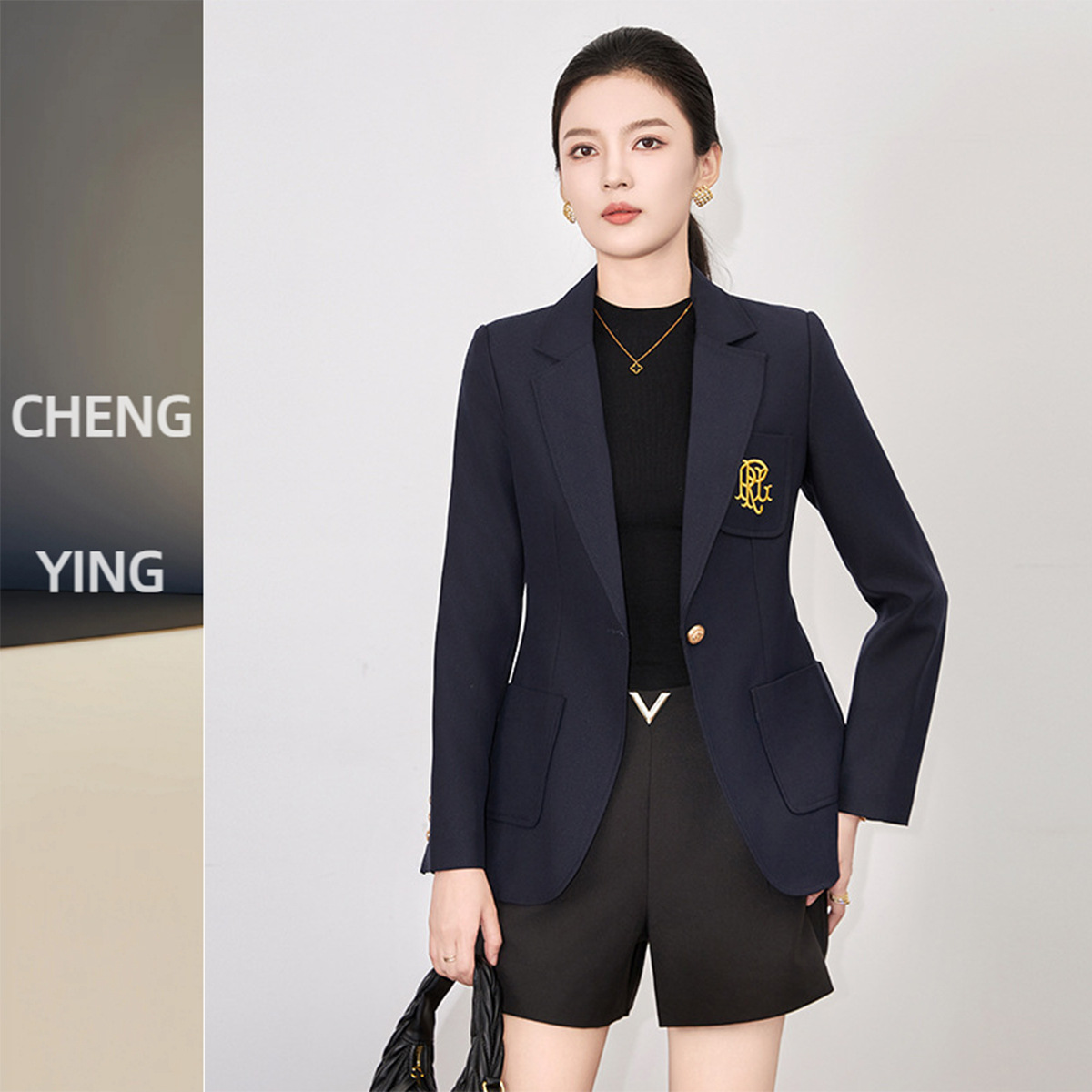 2026 New Casual Versatile Professional Blazer for Women, Spring and Autumn Hong Kong Style Retro Embroidered Printed Suit Jacket