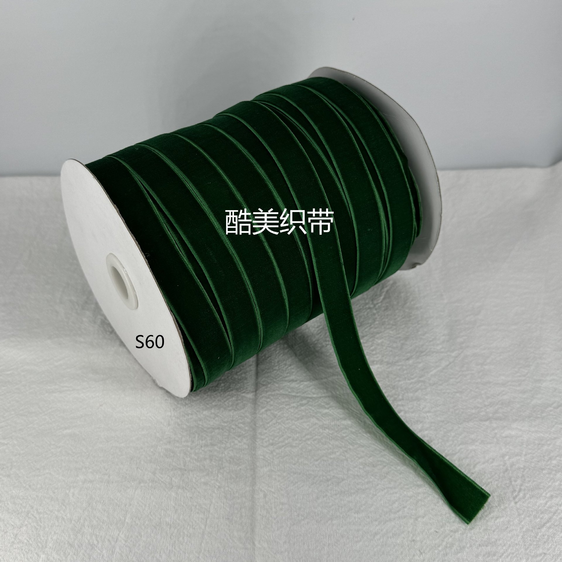 Stock 1.5cm / 2cm / 2.5cm unilateral cinta de terciopelo de terciopelo de color diy arco hecho a mano