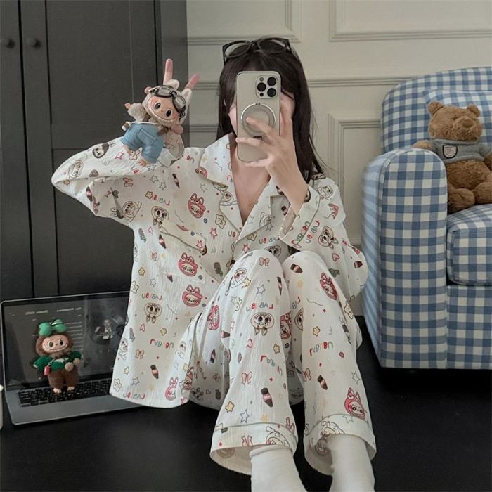 Al por mayor transfronterizo cien pijamas de verano mujeres 2025 nuevas nubes de algodón pantalones de manga larga dibujos animados lindos ropa para el hogar