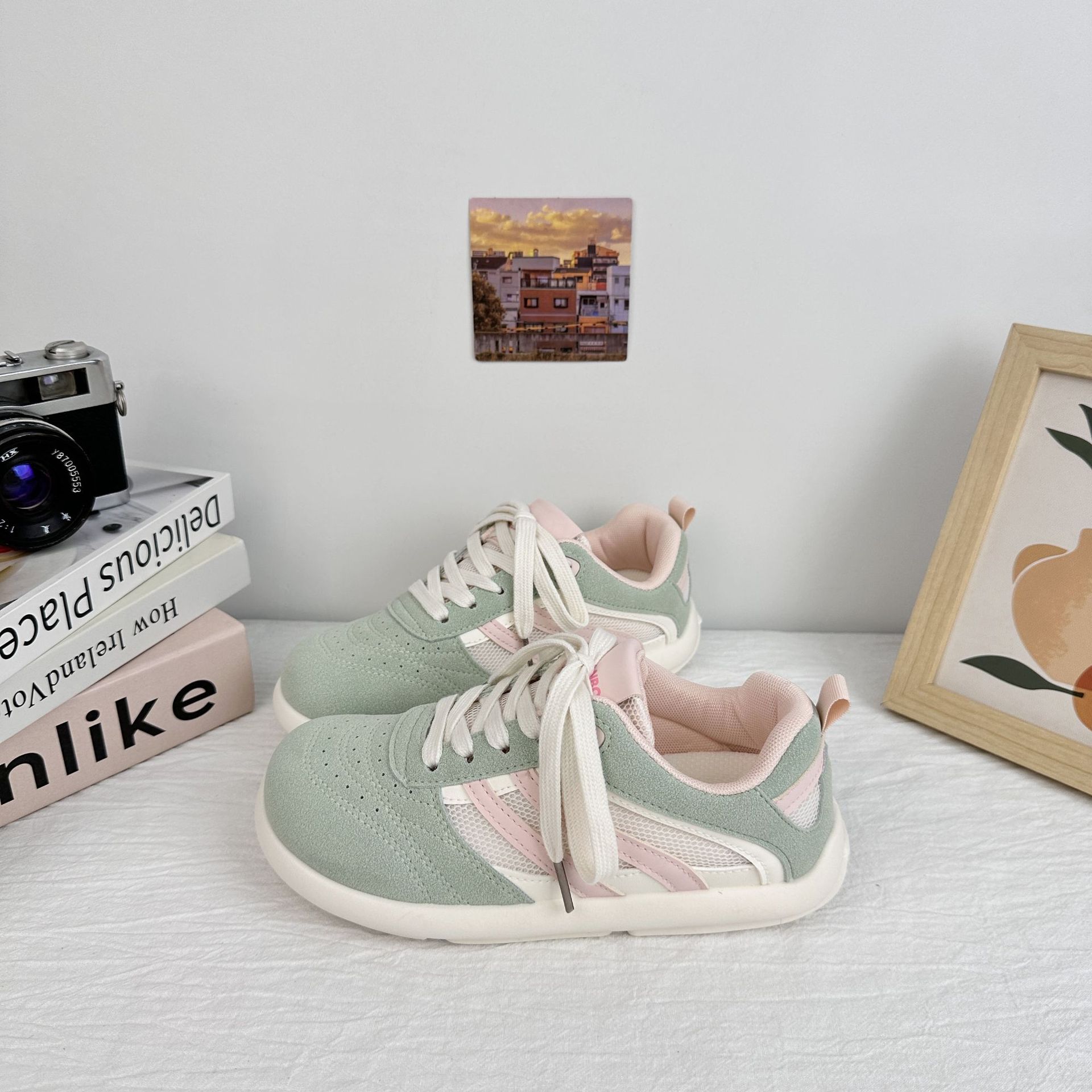 Yuanbo zapatos casuales para mujeres 2025 nuevos zapatos de verano zapatos de skate de nicho zapatos blancos pequeños zapatos deportivos