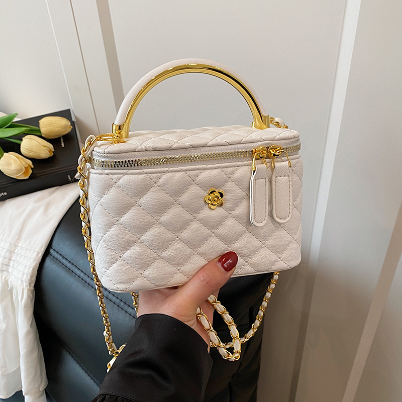 Cross-Border Handbags for Women 2025 New Style Small Fragrant Style Rhombus Chain Box Bag Shoulder Bag High-End Crossbody Bag