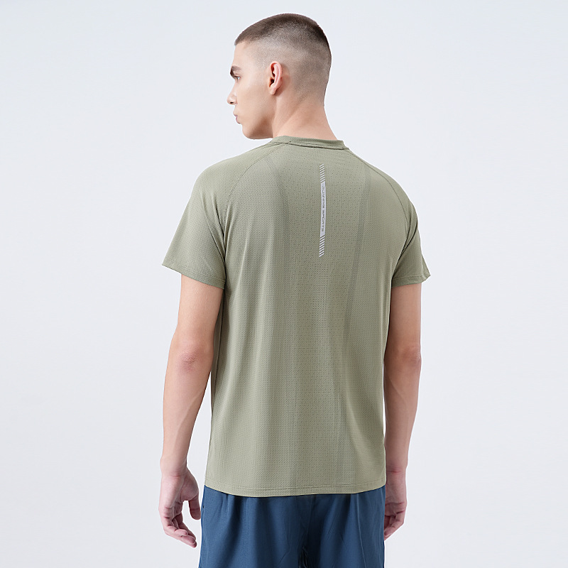 2025 camiseta de manga corta con cuello redondo para hombres, deportes de montañismo al aire libre de verano, correr, absorber la humedad, secar la ropa superior