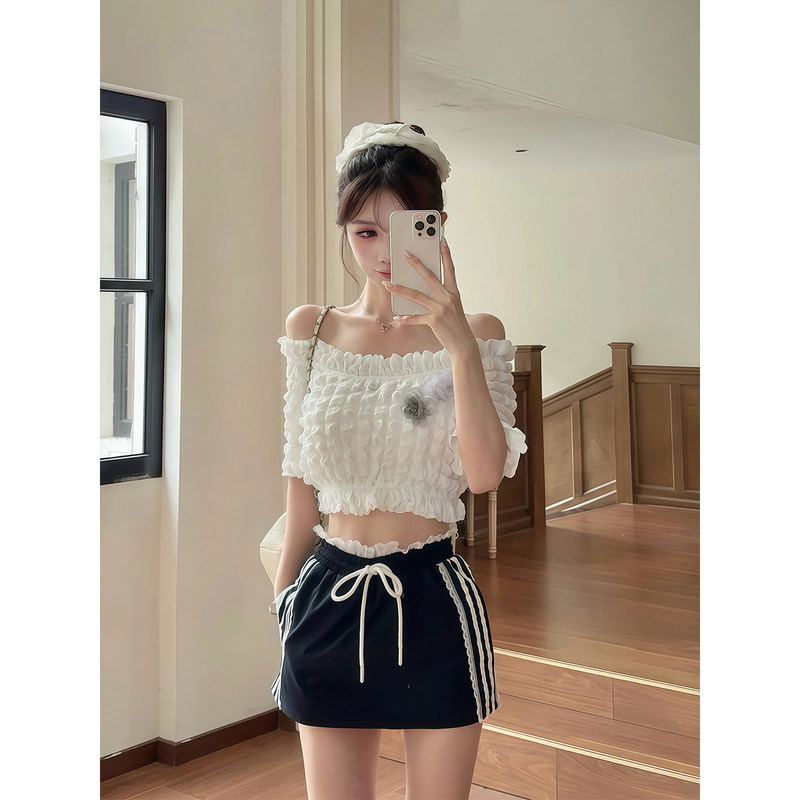 Sweet and Spicy Style One-Shoulder Lace Ruffle Short-Sleeve T-Shirt for Women, New Summer Design, Super Stylish Crop Top