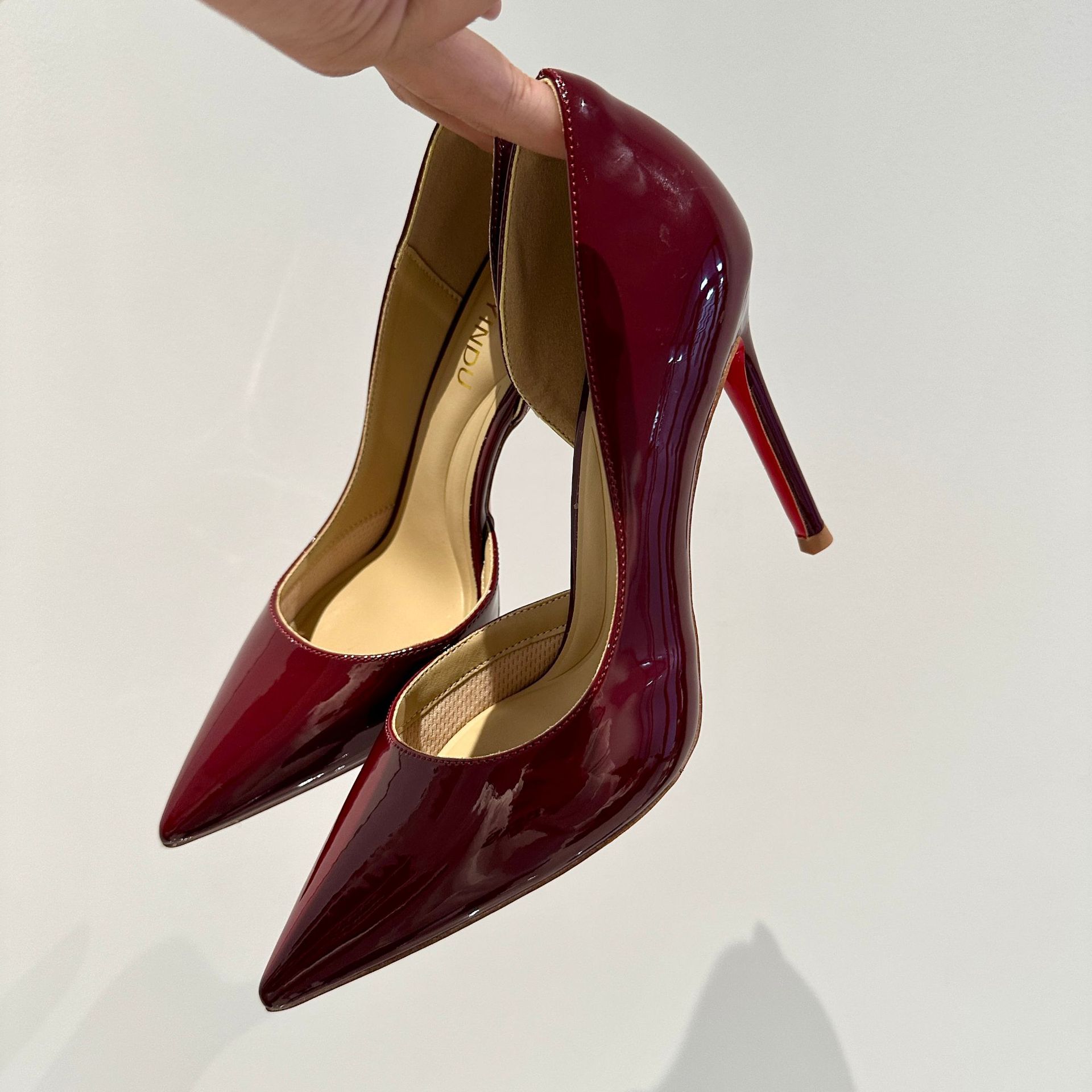 Side empty burgundy apricot red bottom 10cm