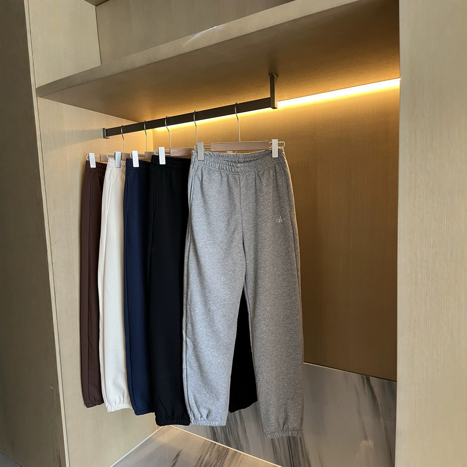 26 Cross-border new high-end casual sports straight-leg jogger pants with silver embroidery, unisex wide-leg drawstring design