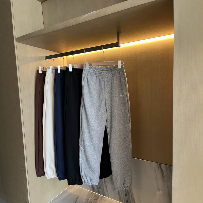 26 Cross-border new high-end casual sports straight-leg jogger pants with silver embroidery, unisex wide-leg drawstring design 26 Cross-border new high-end casual sports straight-leg jogger pants with silver embroidery, unisex wide-leg drawstring design