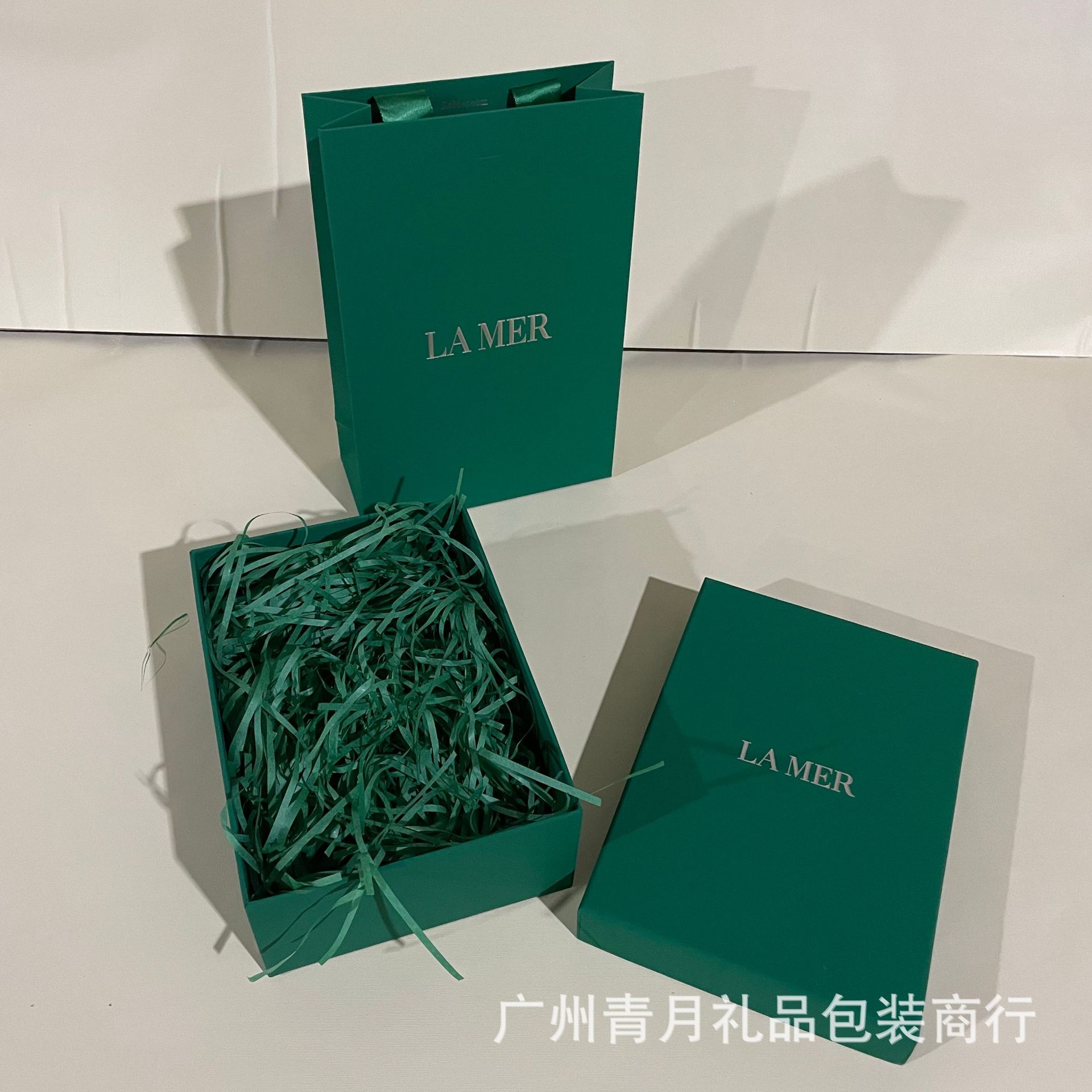 海家の包装箱の大きい/小さいギフトボックスの緑の中の礼袋の現物は卸売りします。