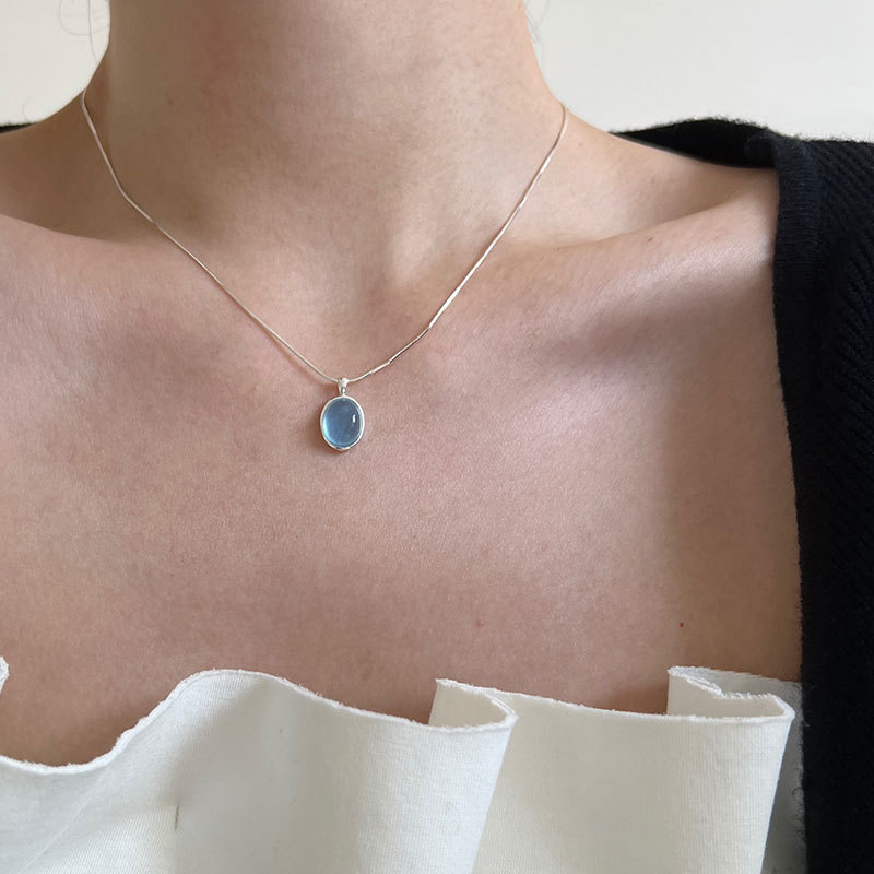 Organic sapphire summer pendant