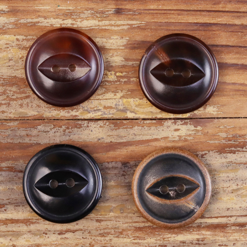 Vintage Shirt with Fisheye Horn Buttons, Burnt Black Coffee-Colored Cat-Eye Suit, Wool Sweater Buttons, Straight Hair Buttons