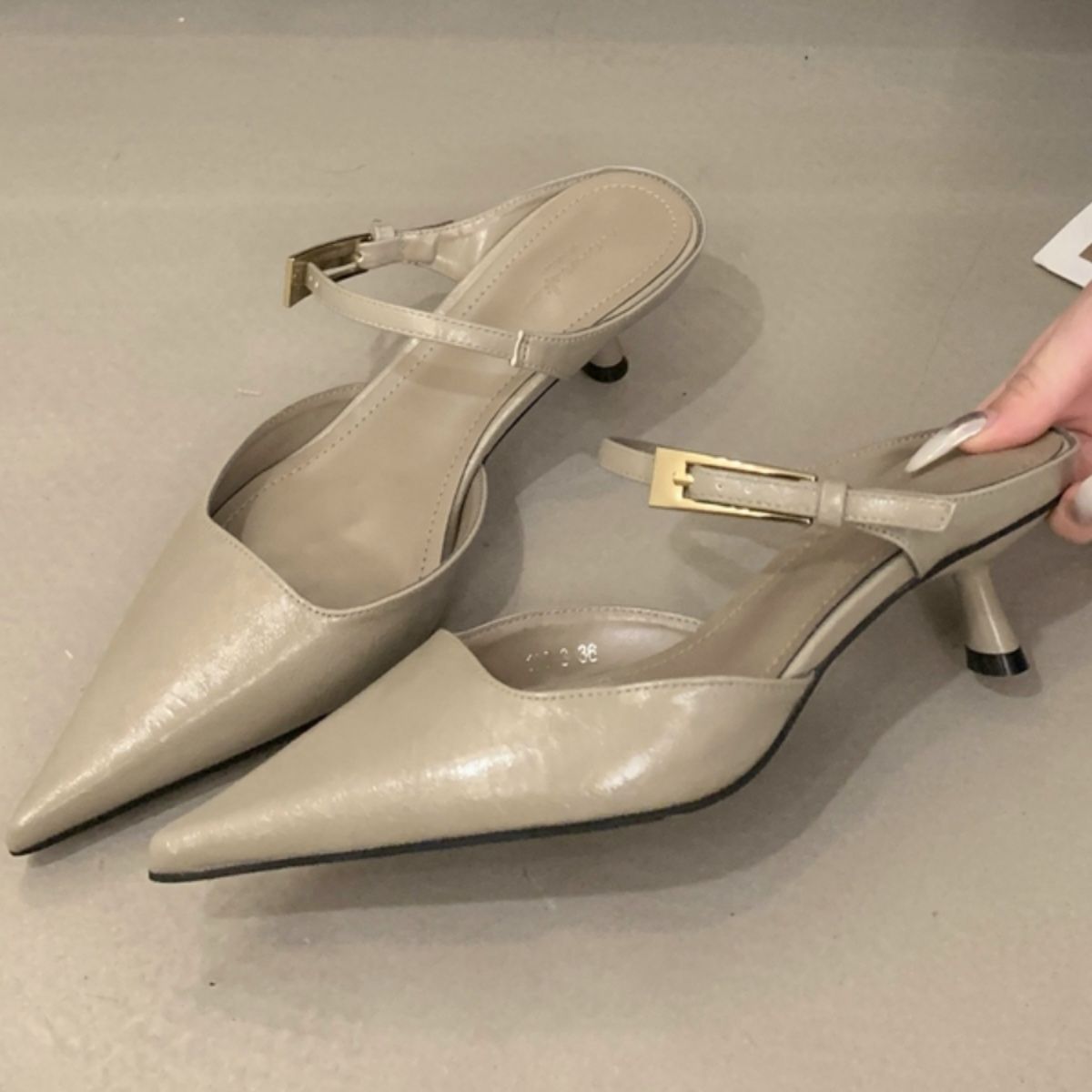 Lightweight Baotou Half Slippers Women's Spring and Summer 2025 New Stiletto Heel Pointed Mid-heel All-match Outer Wear Belt Buckle High-heeled Shoes