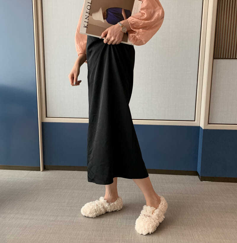 Tamanho grande sapatos peludos para outono e inverno exterior usar nova sola plana internet celebridade encaracolado mais gorro de veludo única mulher_voghion.com