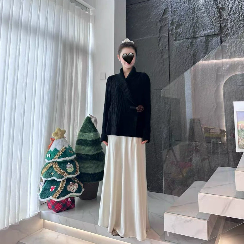 Домашняя девушка с двухслойной имитацией уксусной текстуры