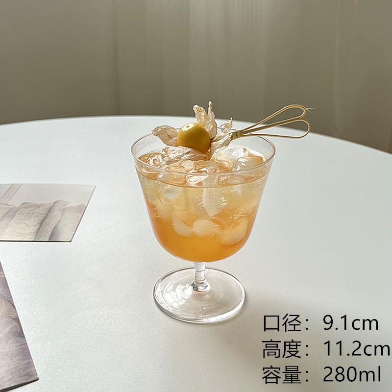 Taza de vidrio de boca ancha de pies altos de estilo ins Taza de café con leche americana de hielo Taza de bebida especial ligera y fina Taza de cóctel